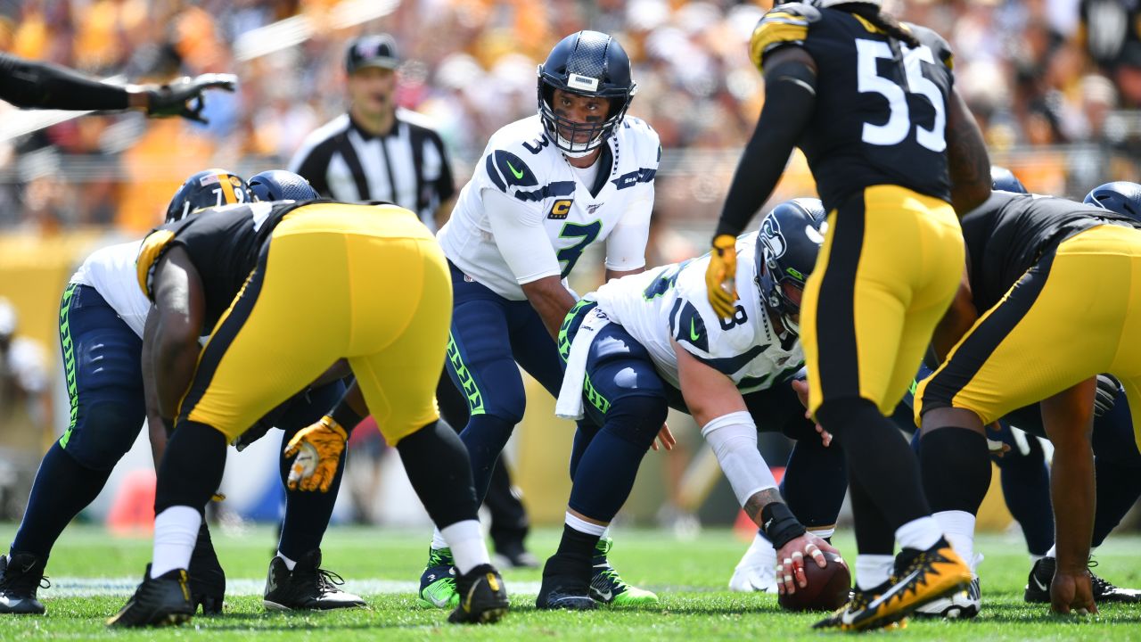 Seahawks hold on to edge the Steelers, 28-26