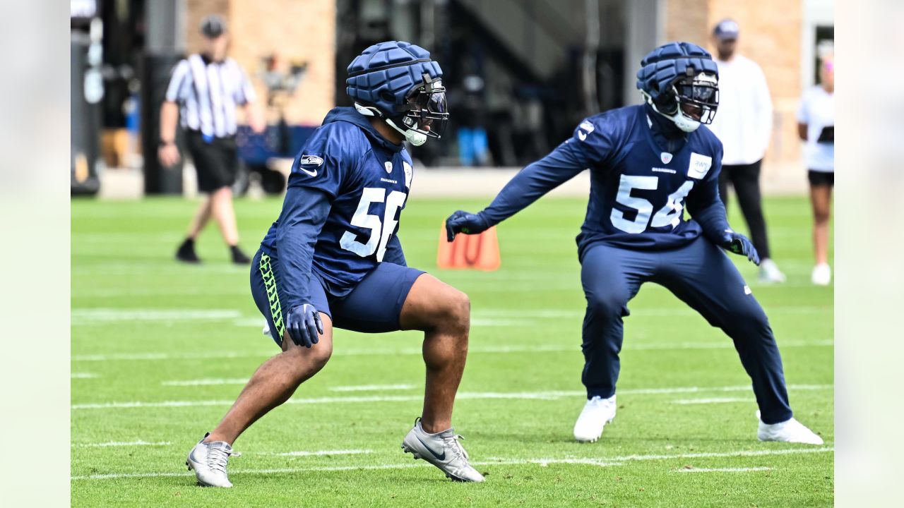 LB Jordyn Brooks remains in Seahawks' plans, Pete Carroll says - ESPN