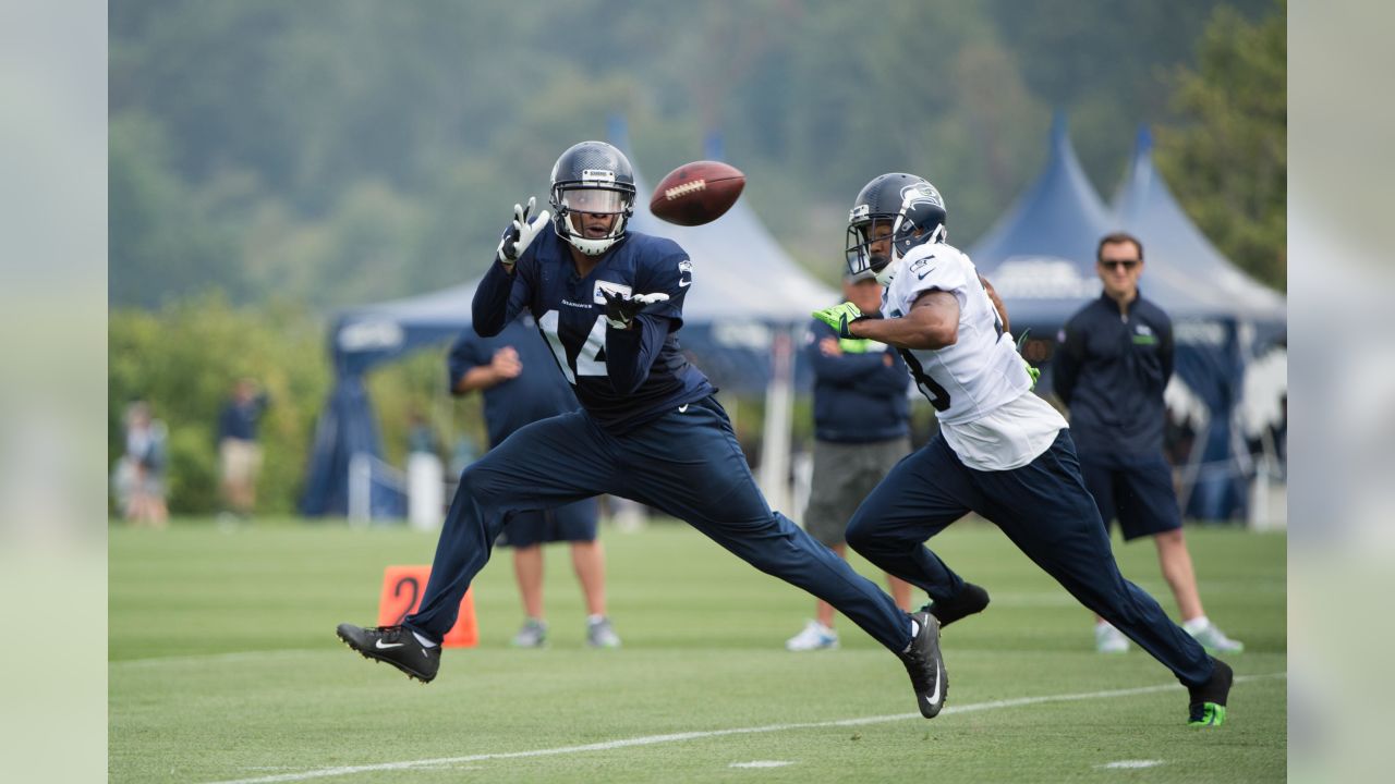 Geno Smith Ready For Second Season As Seahawks' Starting QB: “Imagine What  Else I Can Do”