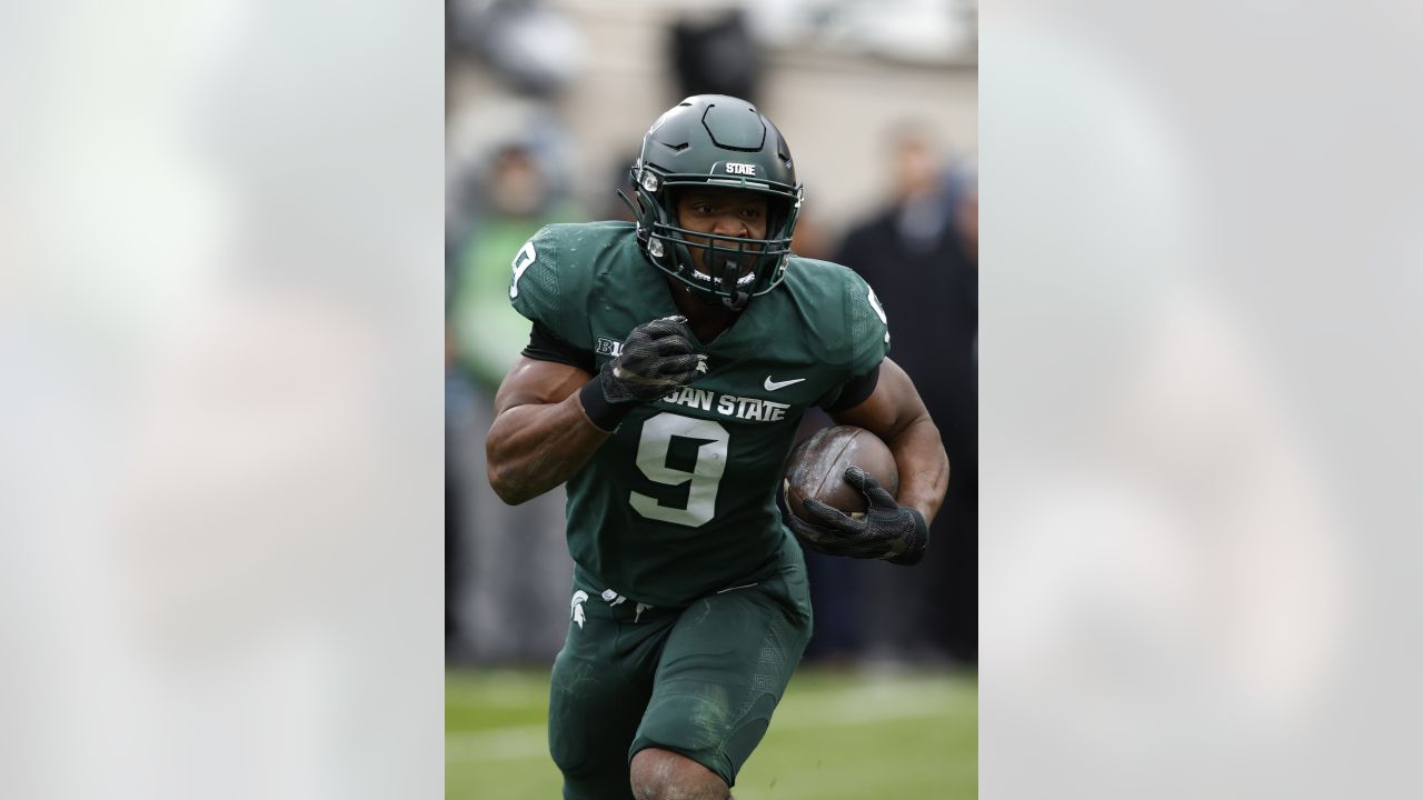 Seahawks take running back Kenneth Walker III with the 41st pick in the 2022  NFL draft