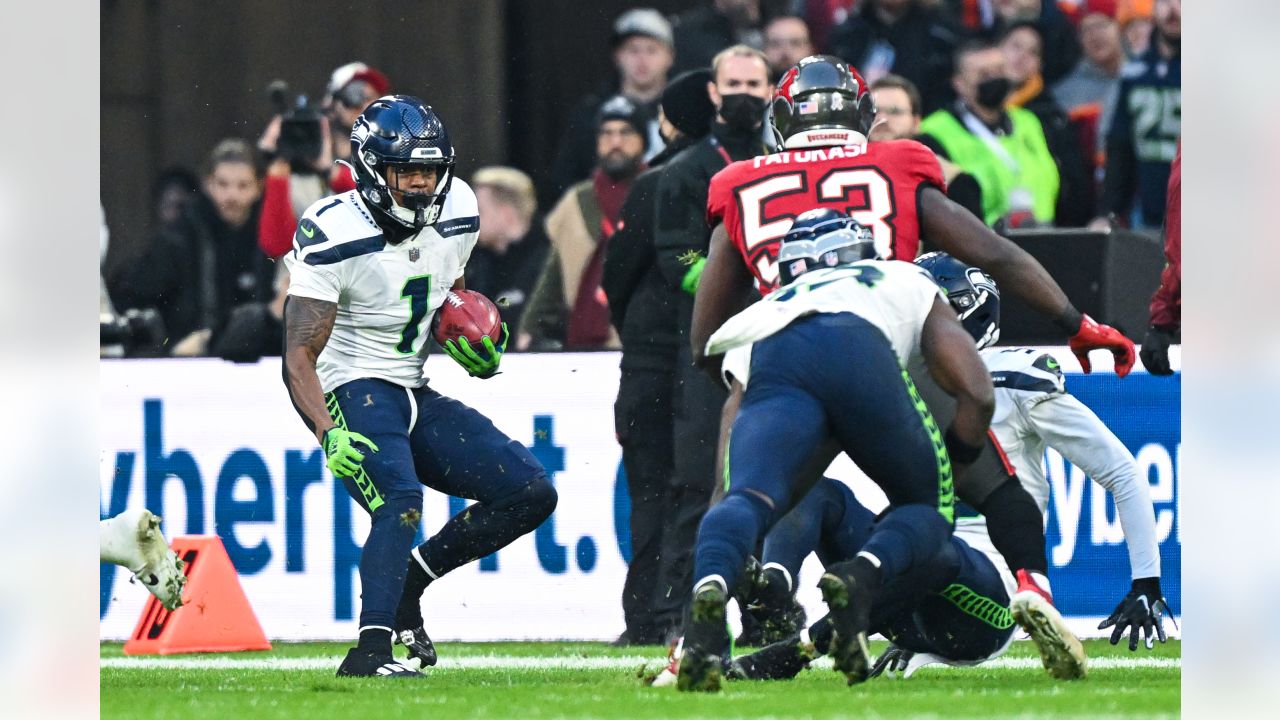 Post-Snap Reads 11/14: Seahawks lose sloppy game in Munich to