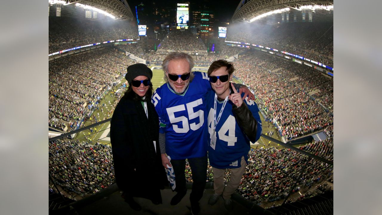 Former Seahawks LB Brian Bosworth humbled to be raising 12 Flag