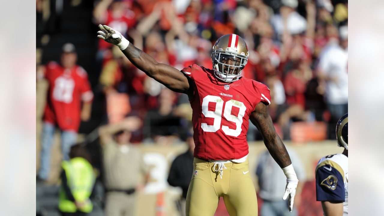 Seahawks Sign DE Aldon Smith