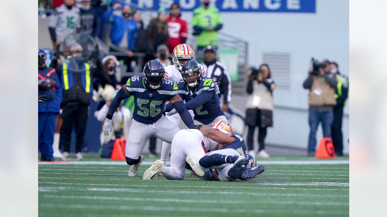 Seahawks: Jordyn Brooks posts encouraging video after ACL injury