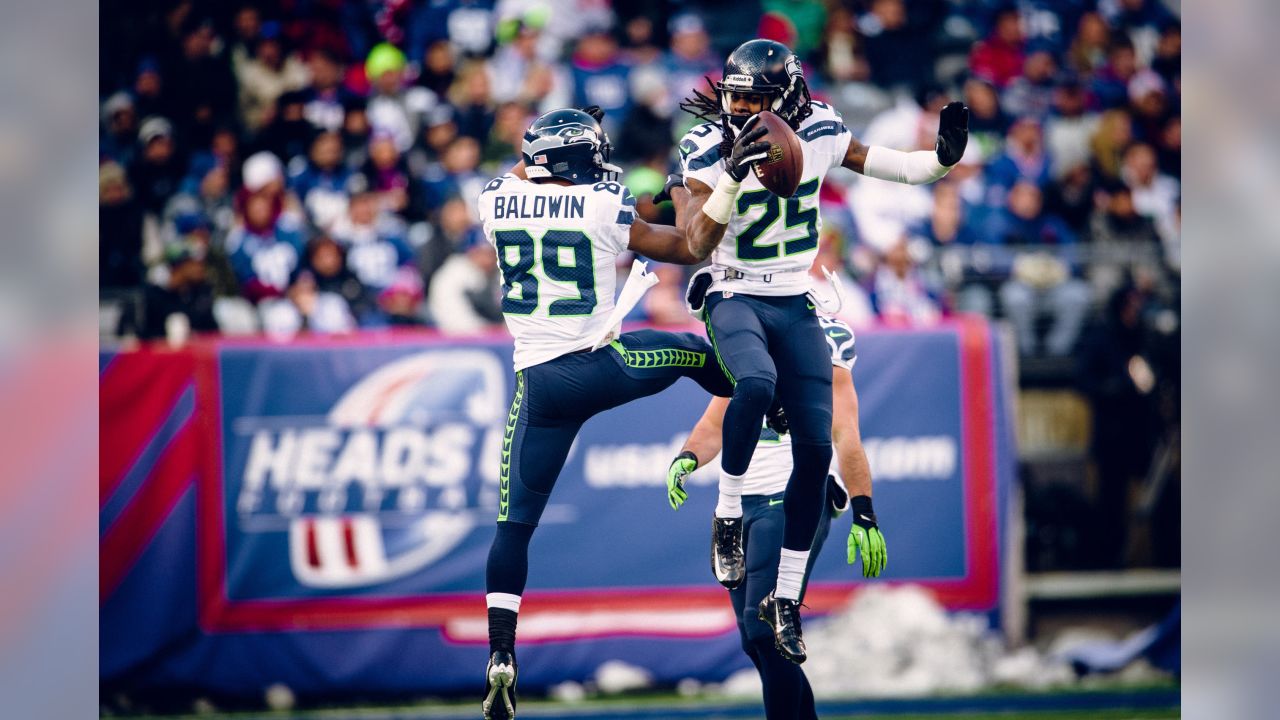 Sherman INT Leads to Doug Baldwin Long TD!