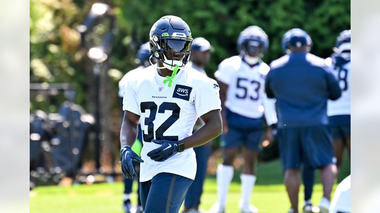 PHOTOS: Seahawks Return To Practice Following Their Victory In Preseason  Week 1