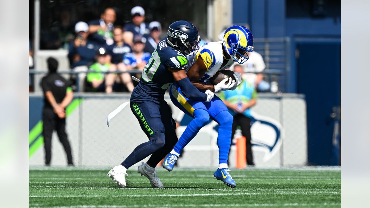 Rams' Wagner Tackles Fan That Ran Onto Field During Game