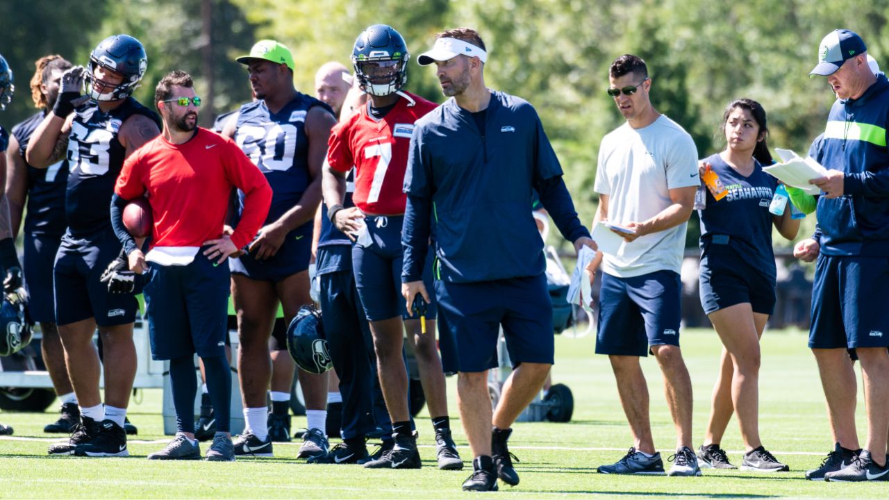 Seahawks training camp: Day 2