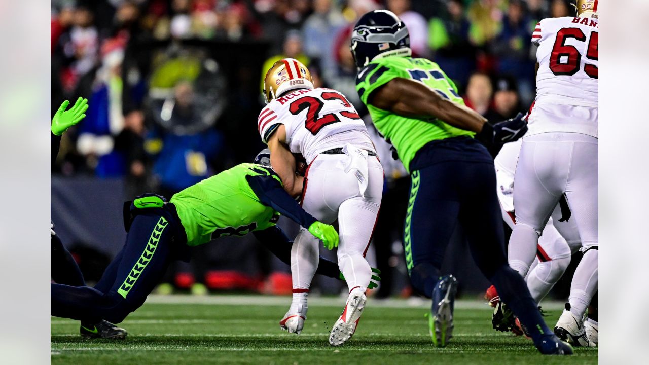 Lockett breaks bone in hand as Seahawks battered by Niners - The San Diego  Union-Tribune