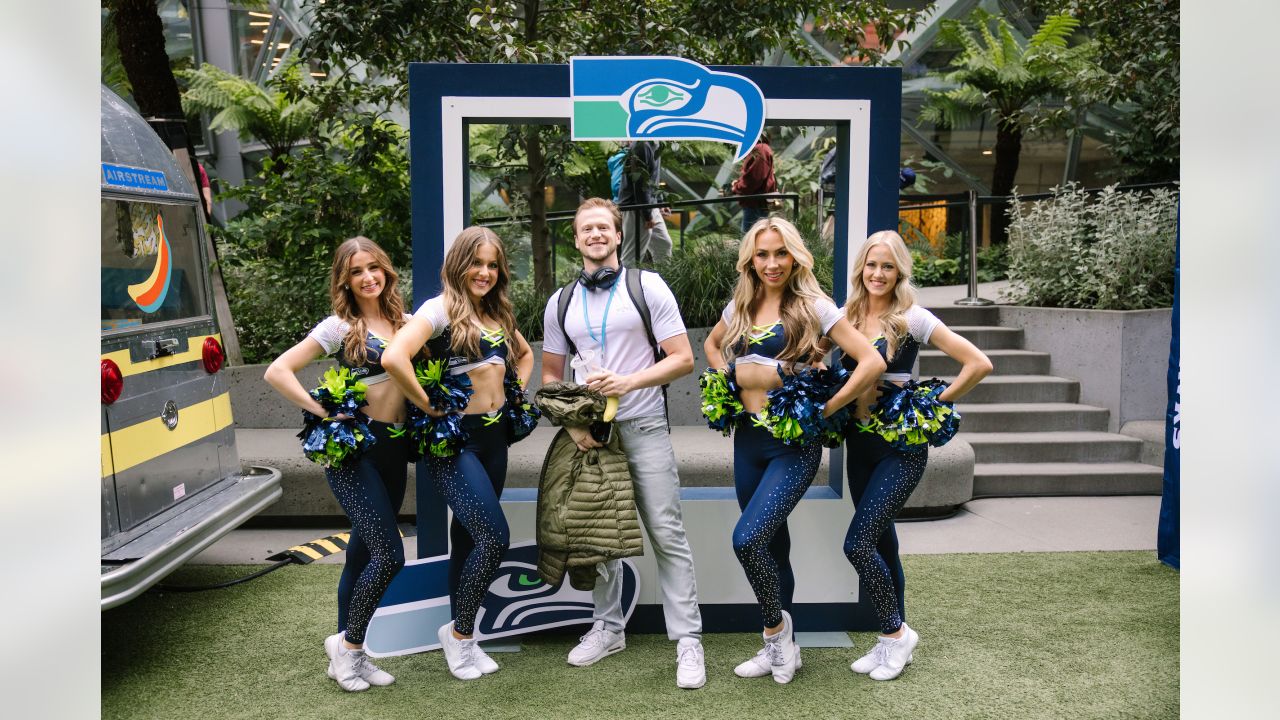 PHOTOS: Seahawks Celebrate Kickoff Week With Block Party In South