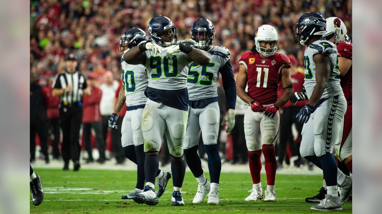 Thursday Round-Up: Seahawks Announce New FieldTurf at CenturyLink