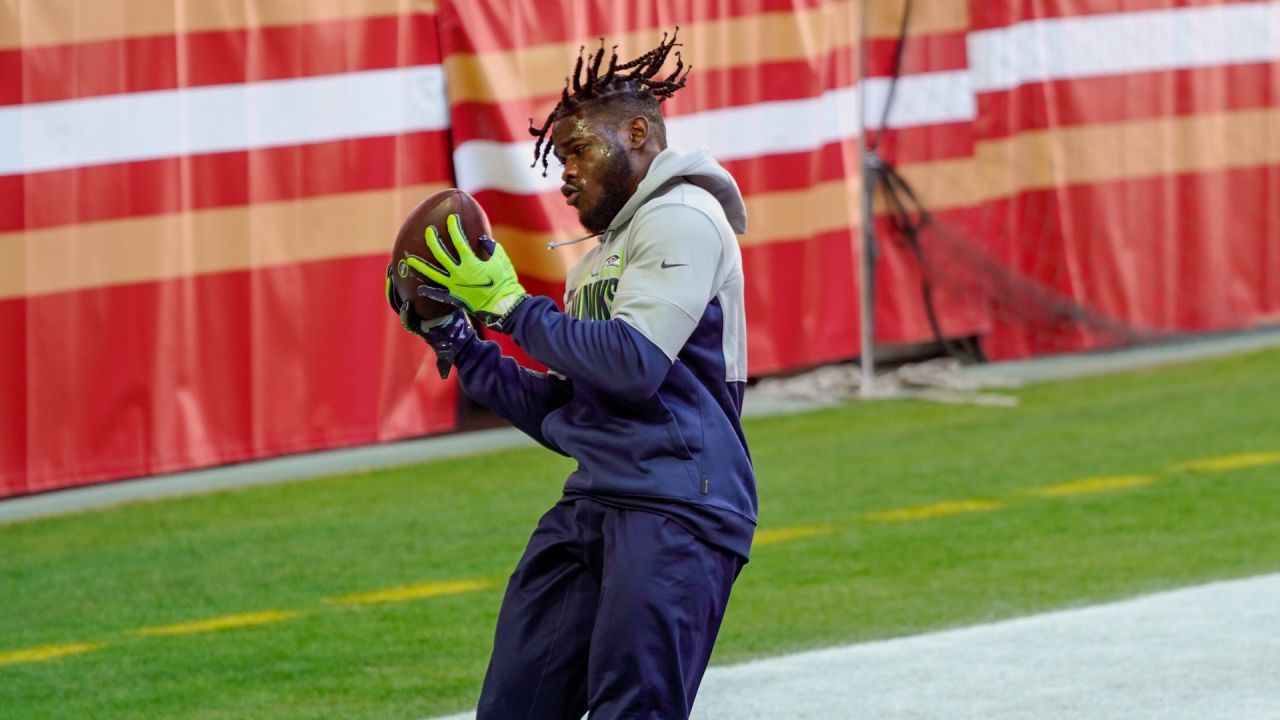 DK Metcalf showed up to the stadium today in a Steve Largent jersey! :  r/Seahawks