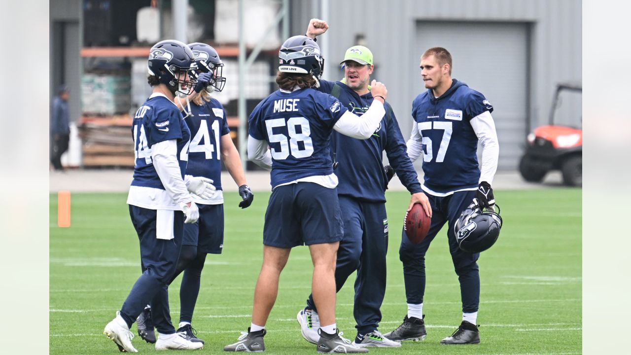 K.J. Wright's observations of Seahawks' 2022 rookie class - Seattle Sports