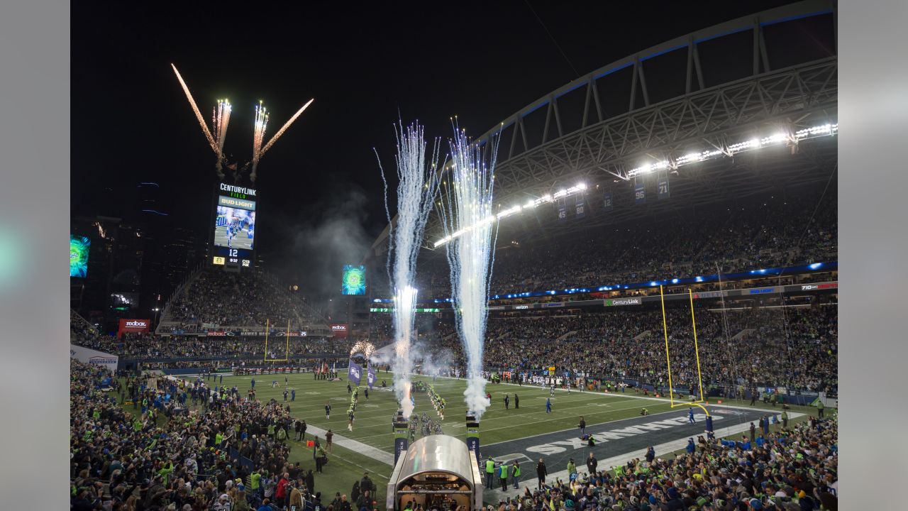 Charitybuzz: Ultimate Seattle Seahawks Package for 4: Pre-Game 12 Flag  Raising Experience, 4 Club Level Tickets and Post-Game Mid-Field Photo on  December 15 or 24 at CenturyLink Field