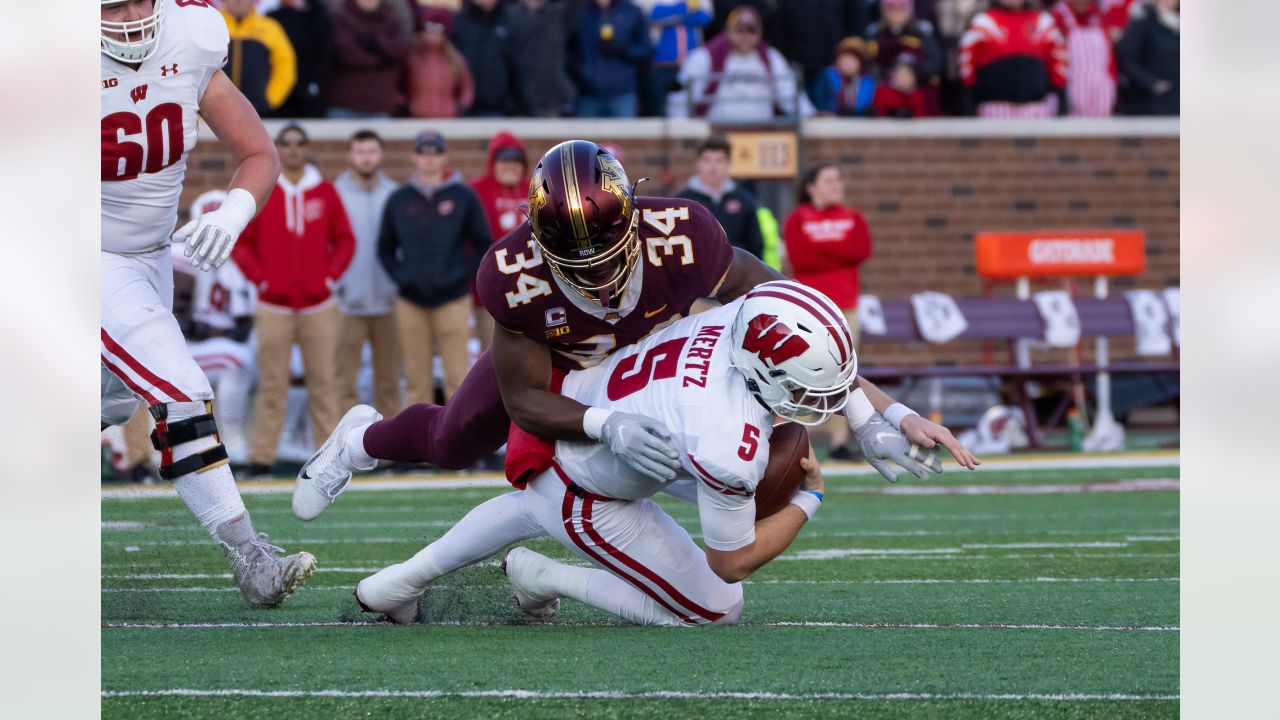 Seahawks select edge rusher Boye Mafe with the 40th pick in draft