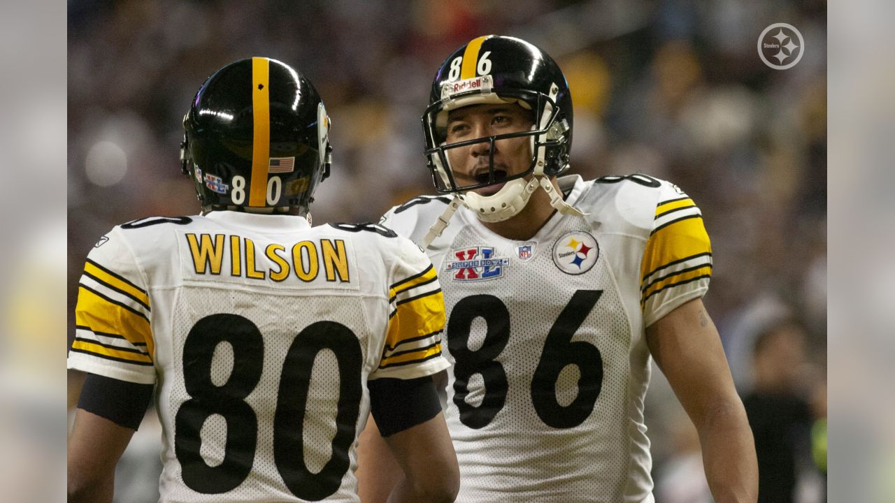 A brief history on the evolution of Pittsburgh Steelers uniforms