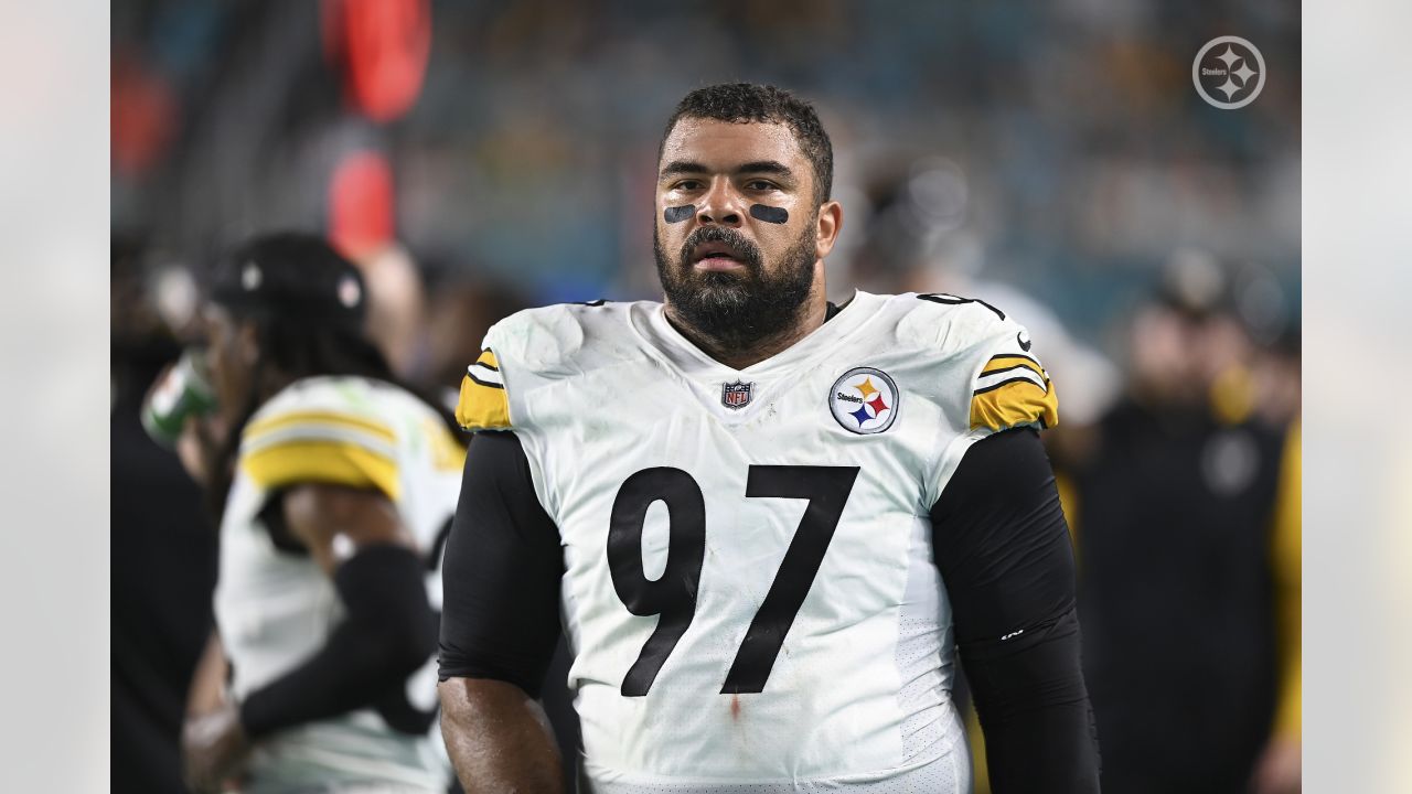 Miami Gardens, Florida, USA. 23rd Oct, 2022. October 23rd, 2022 Pittsburgh  Steelers wide receiver George Pickens (14) smiling during Pittsburgh  Steelers vs Miami Dolphins in Miami Gardens, FL. Jake Mysliwczyk/BMR  (Credit Image: ©