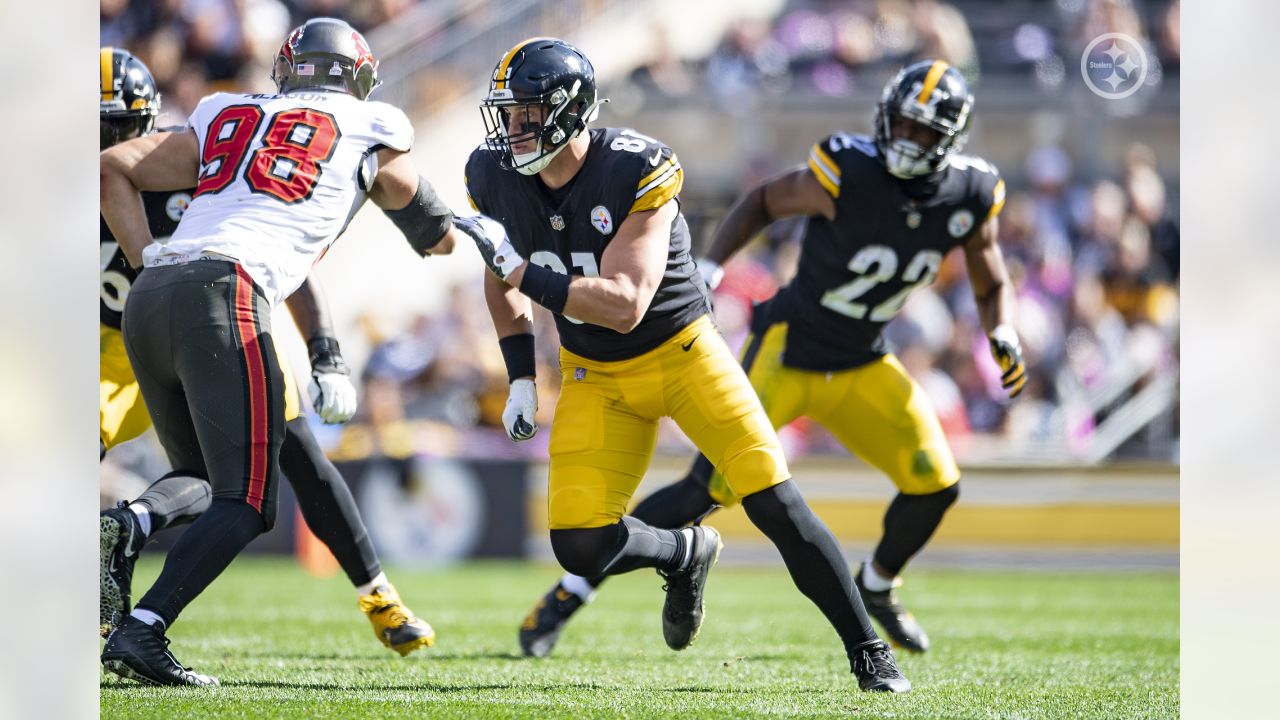 Pittsburgh Steelers tight end Zach Gentry (81) walks on the sideline during  the first half of a preseason NFL football game against the Jacksonville  Jaguars, Saturday, Aug. 20, 2022, in Jacksonville, Fla. (