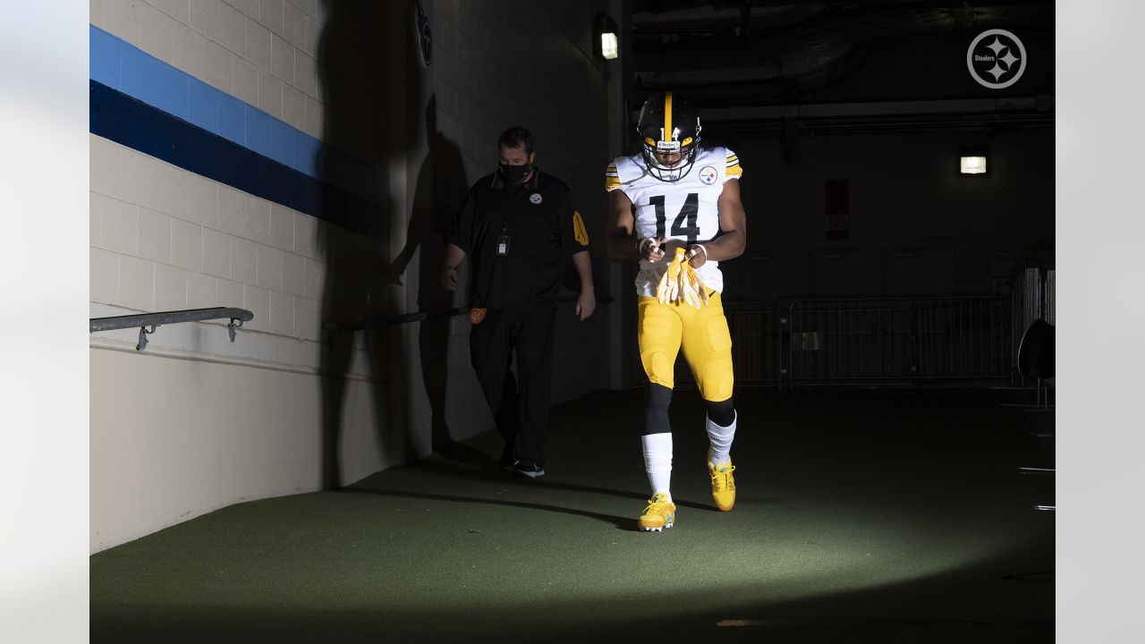 Pittsburgh, PA, USA. 2nd Dec, 2020. Ray-Ray McCloud #14 during the  Pittsburgh Steelers vs Baltimore Ravens game at Heinz Field in Pittsburgh,  PA. Jason Pohuski/CSM/Alamy Live News Credit: Cal Sport Media/Alamy Live