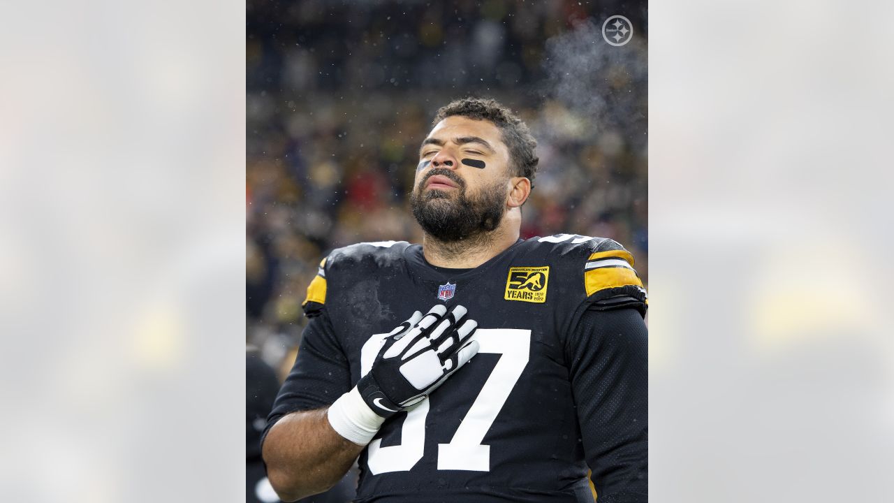 Photo: Pittsburgh Steelers Cameron Heyward Before 49er Game - PIT2023091003  