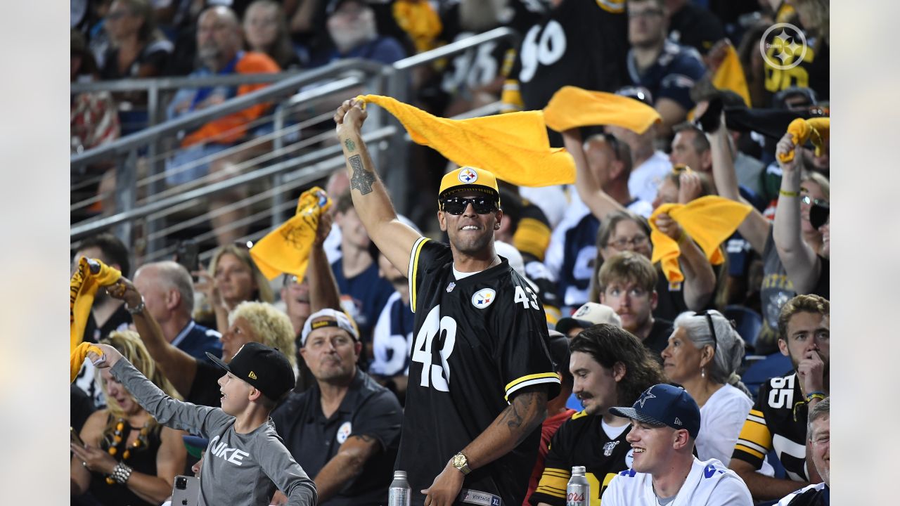 PHOTOS: Fans at Hall of Fame game vs. Cowboys