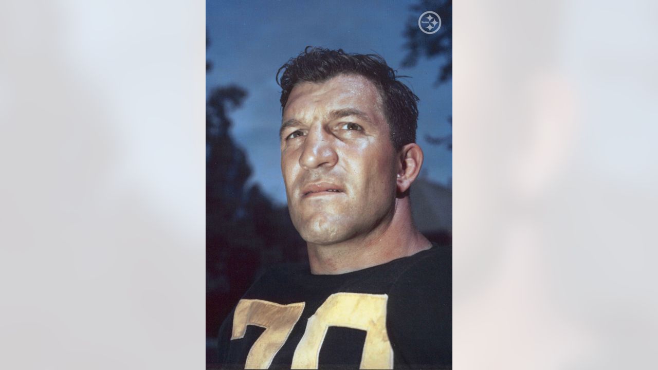 Stautner, NFL hall of famer, dies