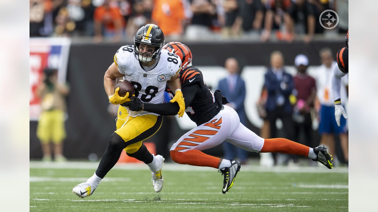 Photo Gallery: Steelers at Bengals Through The Years