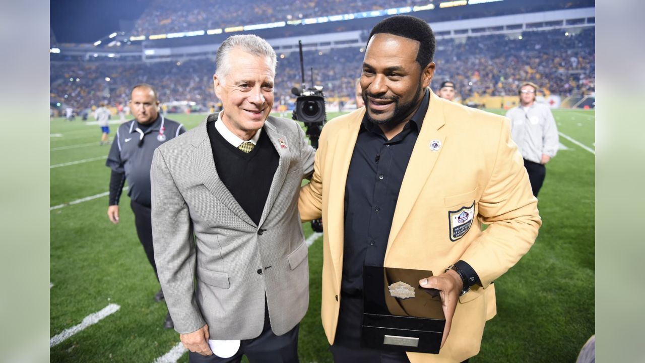 Hall of Fame running back Jerome Bettis joins NFL Total Access to share  what he's most excited for at the late Pittsburgh Steelers legend Franco  Harris' jersey retirement ceremony on December 24th.