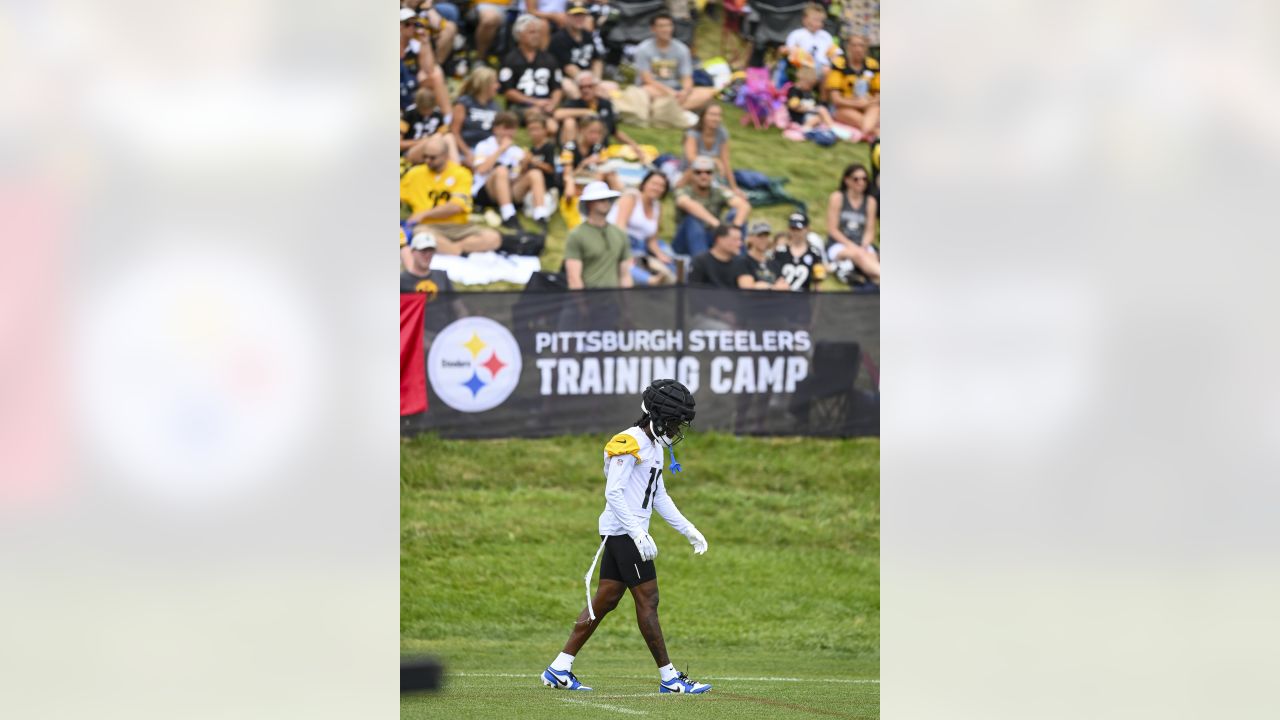 PHOTOS: Steelers Camp - August 6