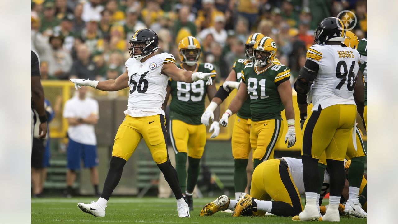 Pittsburgh Steelers linebacker Alex Highsmith (56) lines up for a play  during an NFL football game against the Cleveland Browns, Thursday, Sept. 22,  2022, in Cleveland. (AP Photo/Kirk Irwin Stock Photo - Alamy