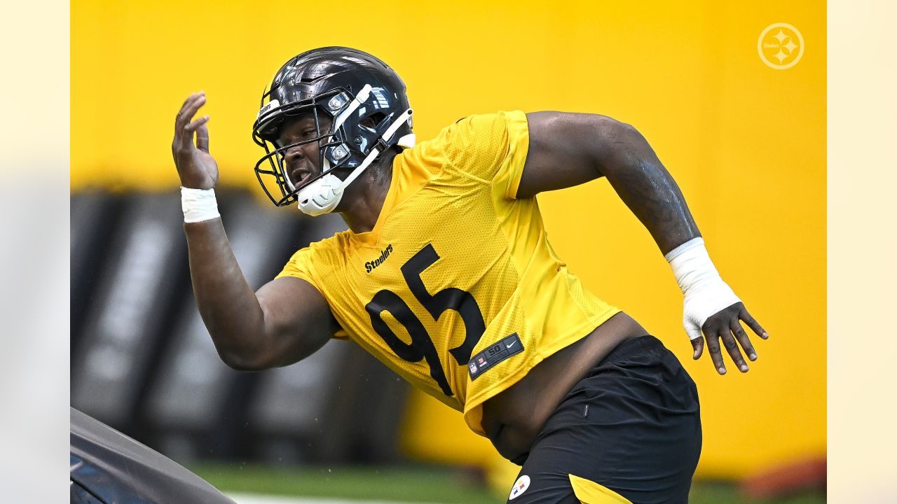 PHOTOS: Benton at rookie minicamp