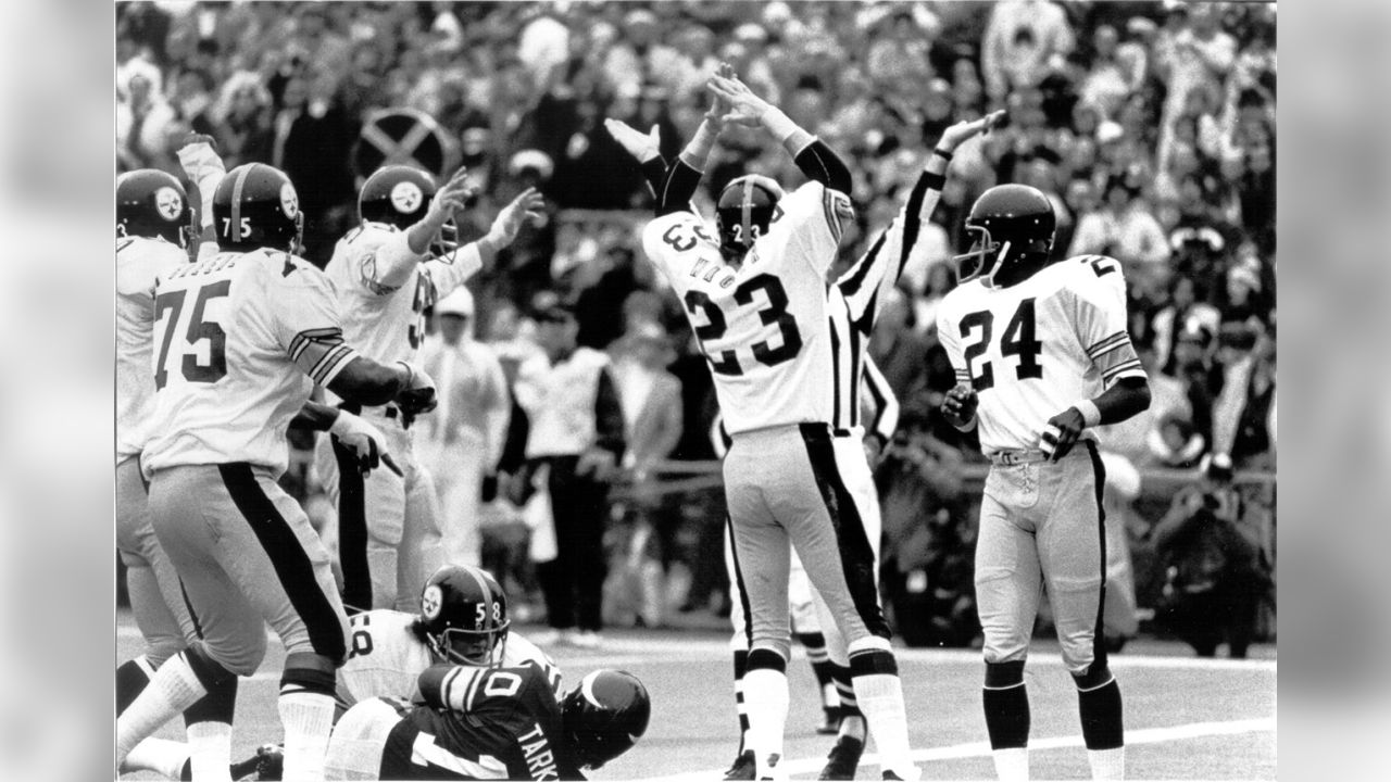 These are the three quarterbacks of the Pittsburgh Steelers who meet the  Minnesota Vikings in the ninth annual Super Bowl game in New Orleans, on  Sunday, Jan. 8, 1975. From left: Joe