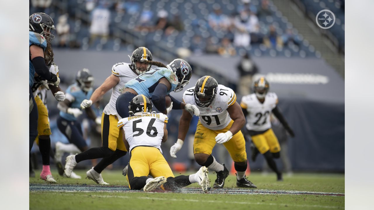 Helmet Stalker on X: Steelers DL Stephon Tuitt is using Schutt's