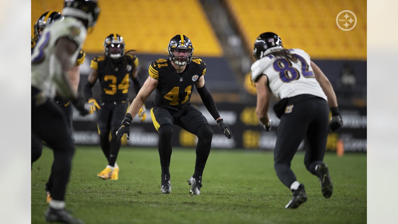 Steelers to wear their 'Color Rush' uniforms in next game against Dolphins  – WPXI