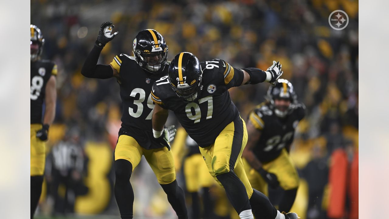 Browns dodge a bullet; Steelers Cameron Heyward set to miss MNF