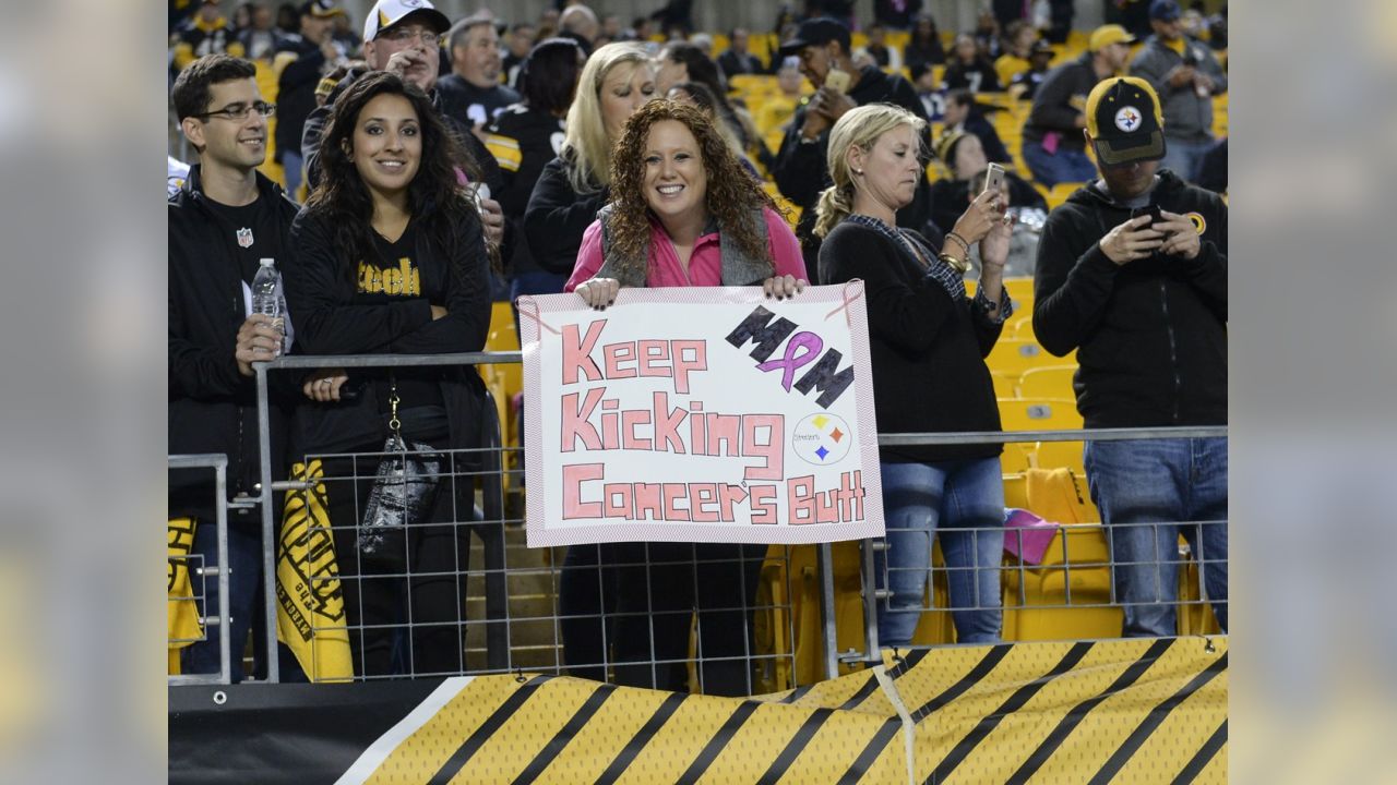 NFL tone-deaf to limit DeAngelo Williams wearing pink - Sports Illustrated