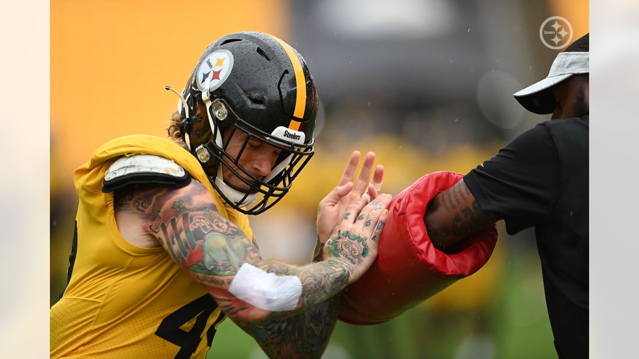 Tattooed Cassius Marsh hopes 49ers ink him to new deal