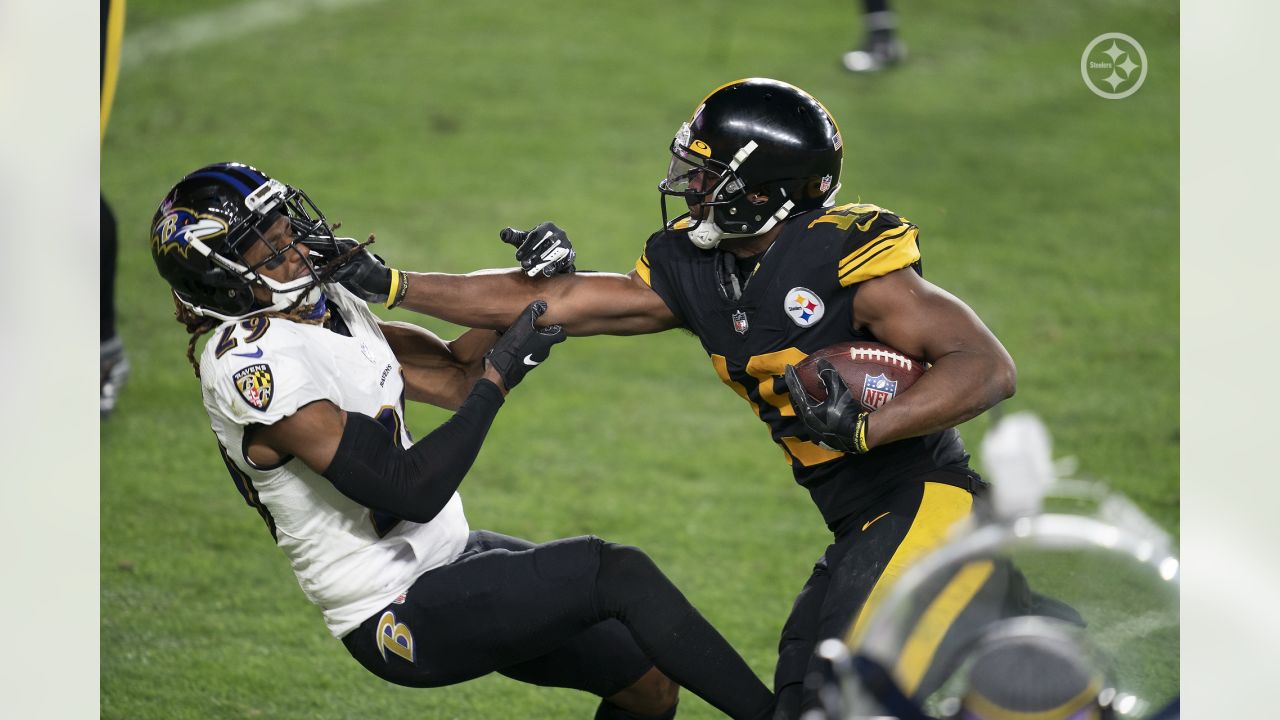 WR JuJu Smith-Schuster Practicing For Steelers Thursday - Steelers