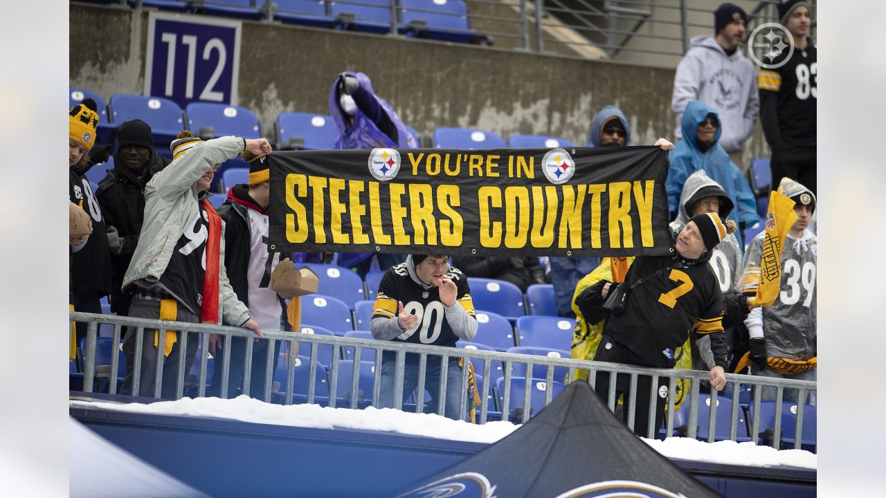 NFL Shop TV Spot, 'Ravens and Steelers Fans' 