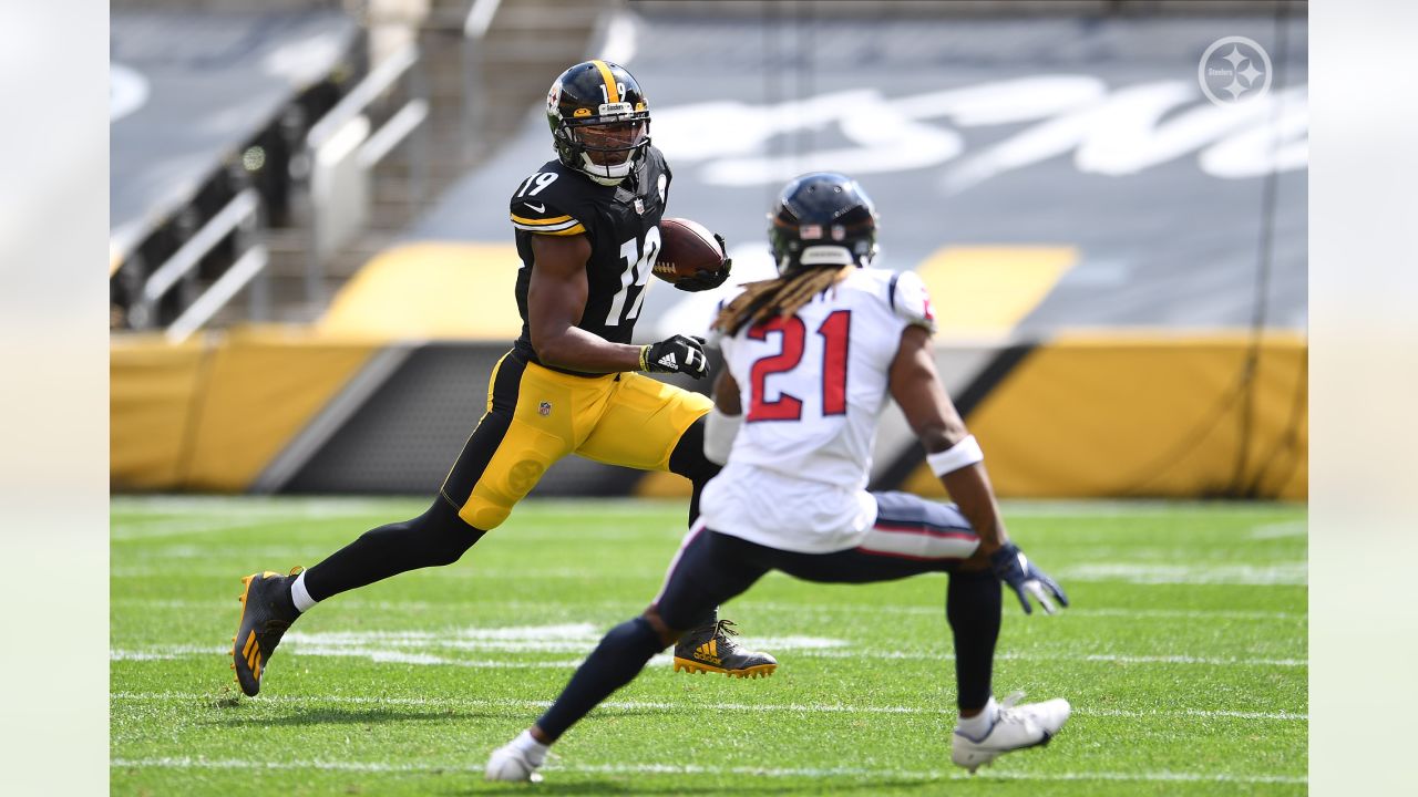 Report: JuJu Smith-Schuster Signing One-Year Deal, Taking 'Massive Paycut'  To Stay In Pittsburgh - Steelers Depot