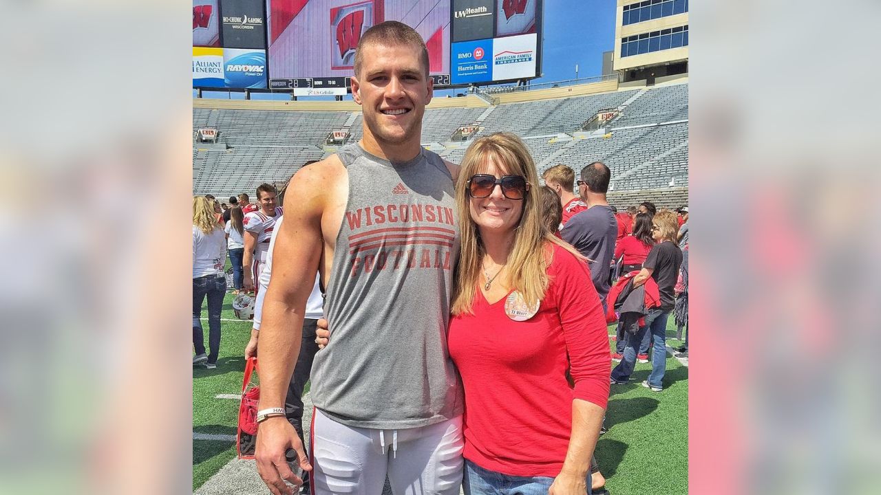 Watt: 'My mom is literally superwoman'