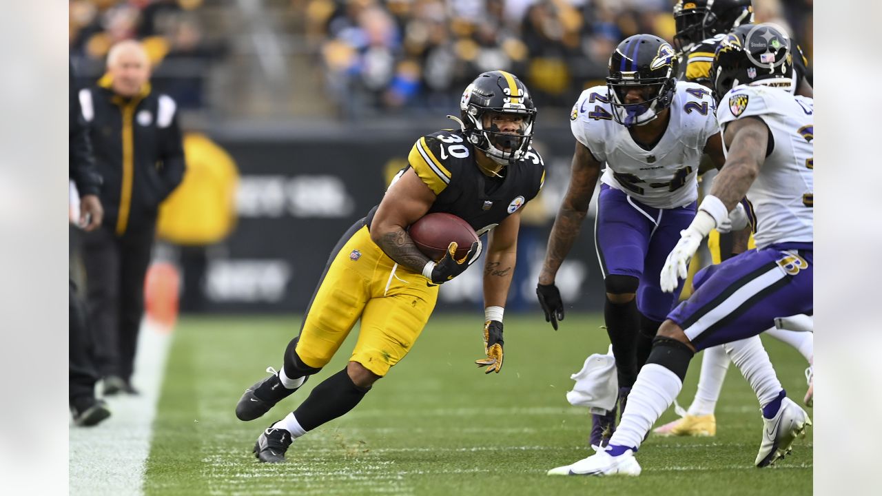 Steelers display big-play ability as Pickett, Warren shine in 27-15  preseason victory over Bills - The San Diego Union-Tribune