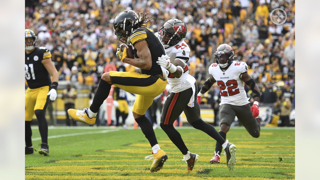 PHOTOS: Best of Week 6 vs. Buccaneers