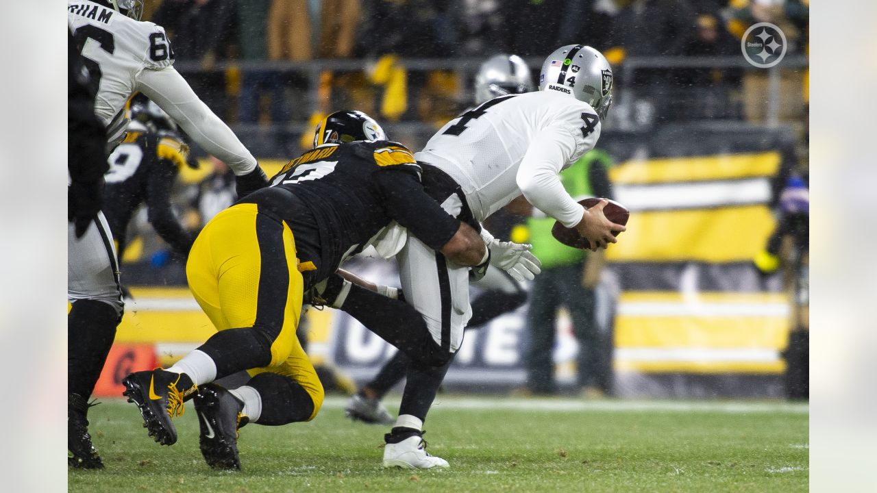 Pittsburgh, Pennsylvania, USA. 25th Dec, 2022. December 24th, 2022  Pittsburgh Steelers defensive tackle Cameron Heyward (97) celebrating  during Pittsburgh Steelers vs Las Vegas Raiders in Pittsburgh, PA. Jake  Mysliwczyk/BMR (Credit Image: ©