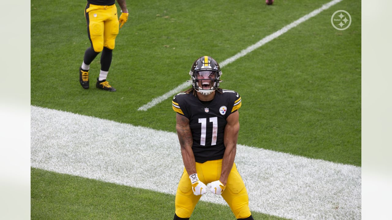 Rookie WR Claypool scores 4 TDs, Steelers top Eagles 38-29 - WHYY