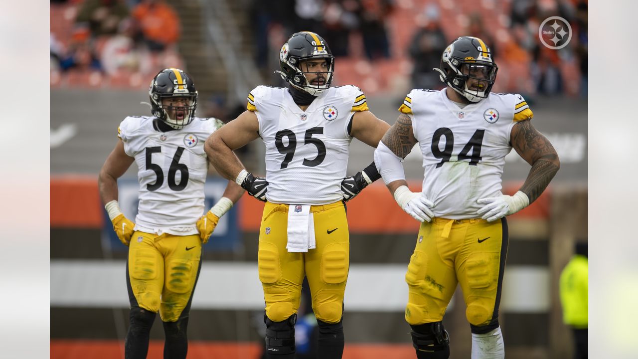 Members of the Pittsburgh Steelers defense, Chris Wormley (95