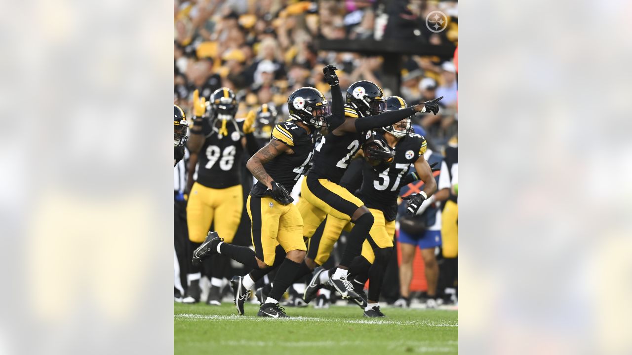 PHOTOS: Feature frames - Steelers at Bills