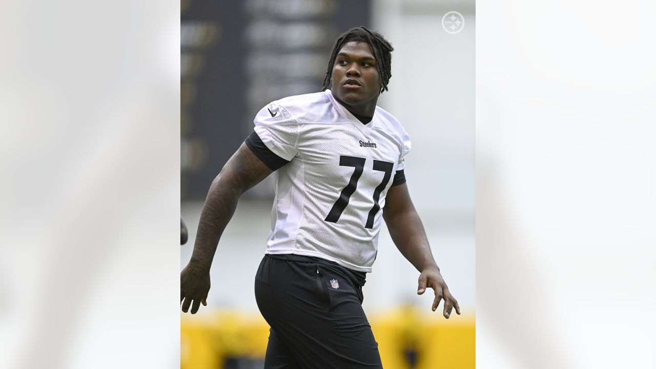 Steelers' top draft pick Broderick Jones 'ready to work' at team's rookie  minicamp