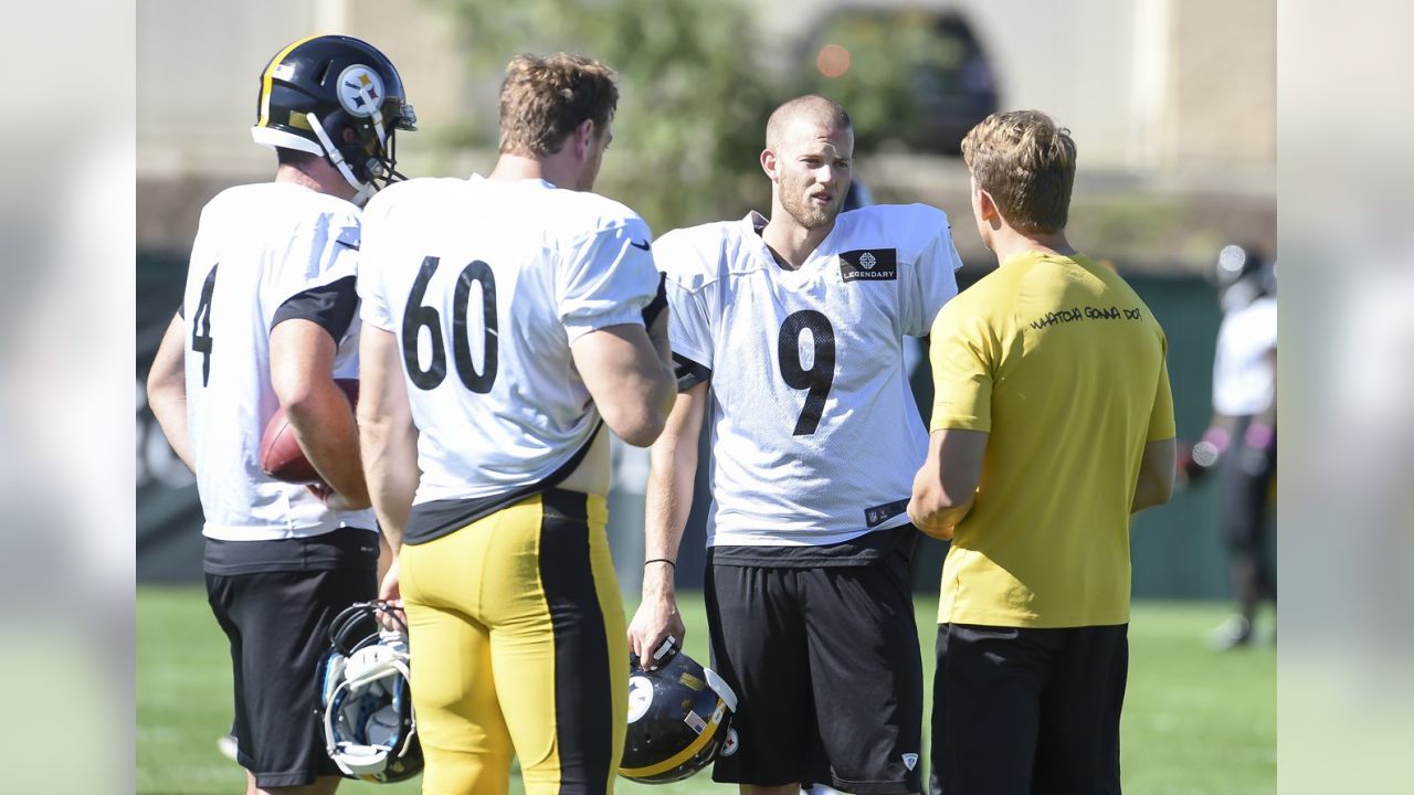 Steelers sign kicker Chris Boswell, release Josh Scobee after struggles 