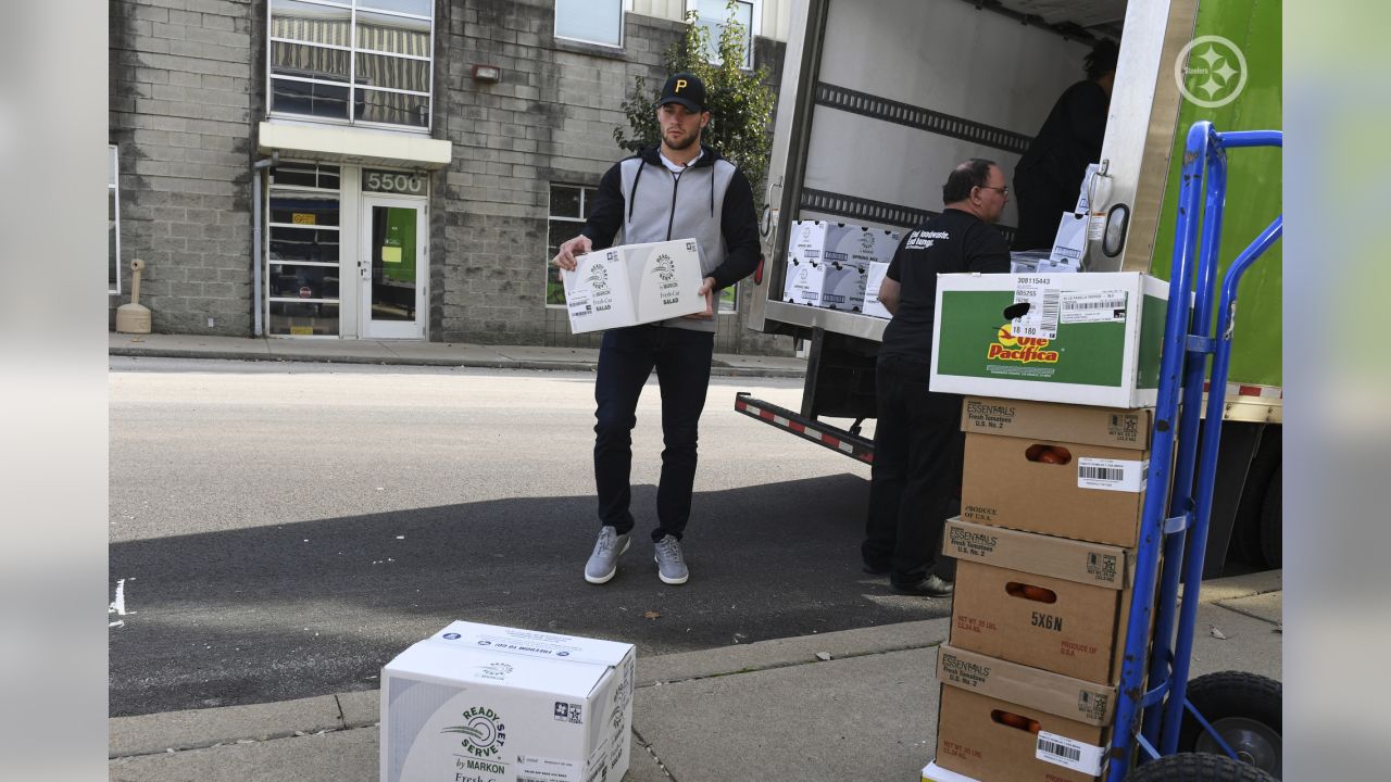 Pittsburgh Steelers Linebacker, T.J. Watt, Collaborates with 412 Food  Rescue for Exclusive Cobranded Beanie - 412 Food Rescue